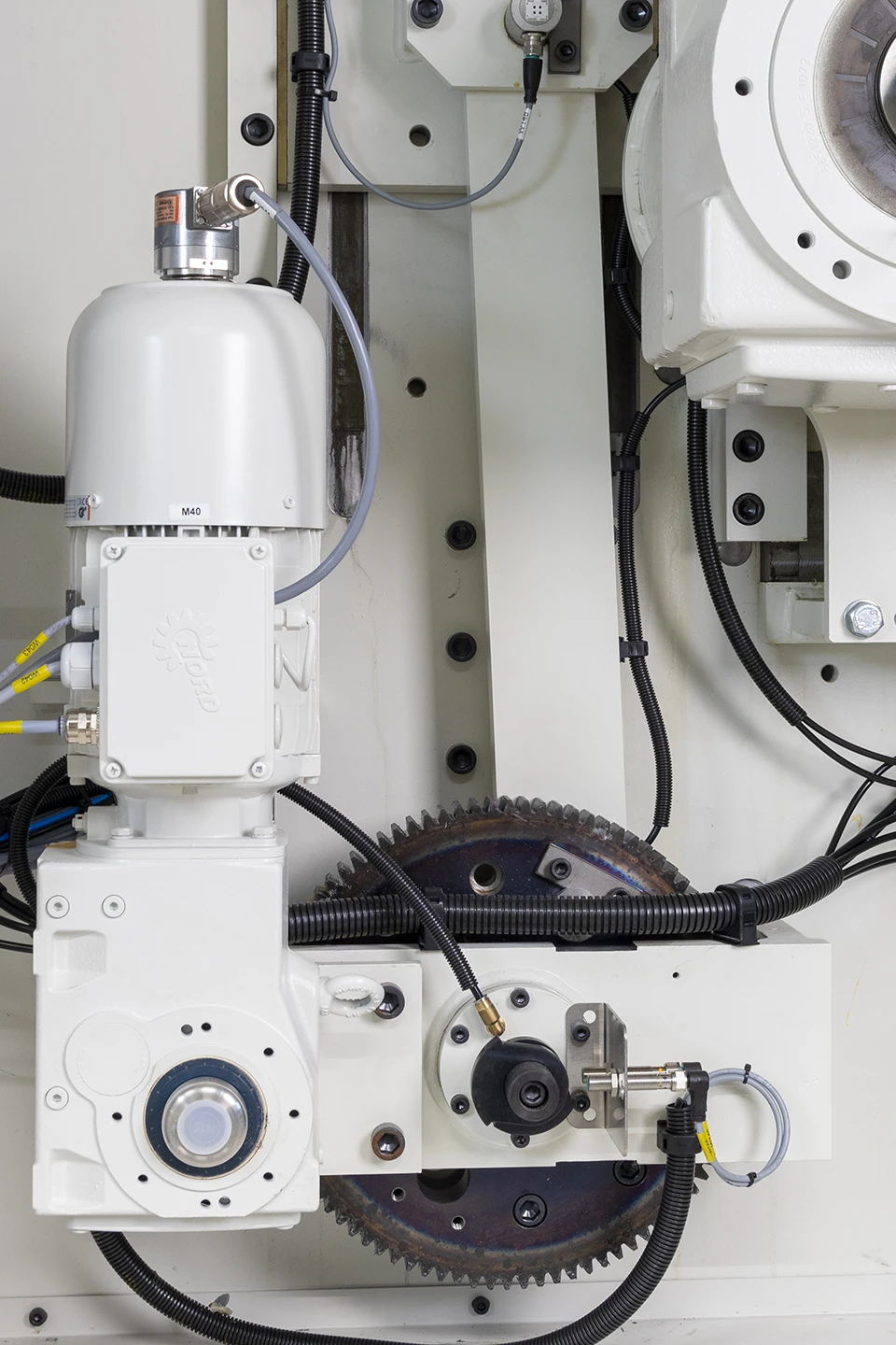 eccentric drive in folding machine forma z