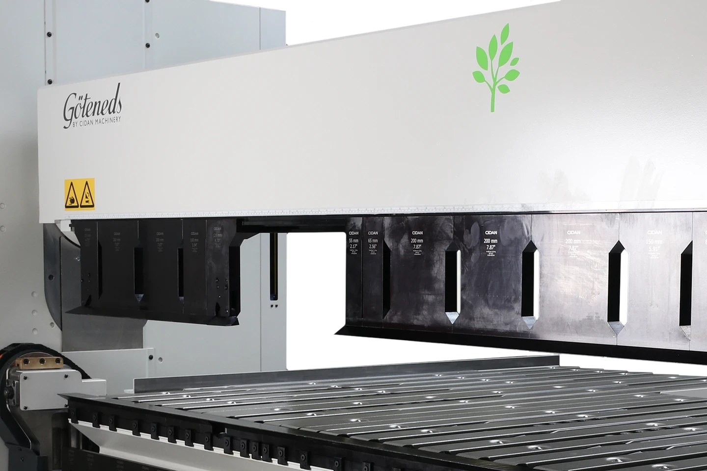 combi upper beam on a folding machine forma z with high divided box tools on white background