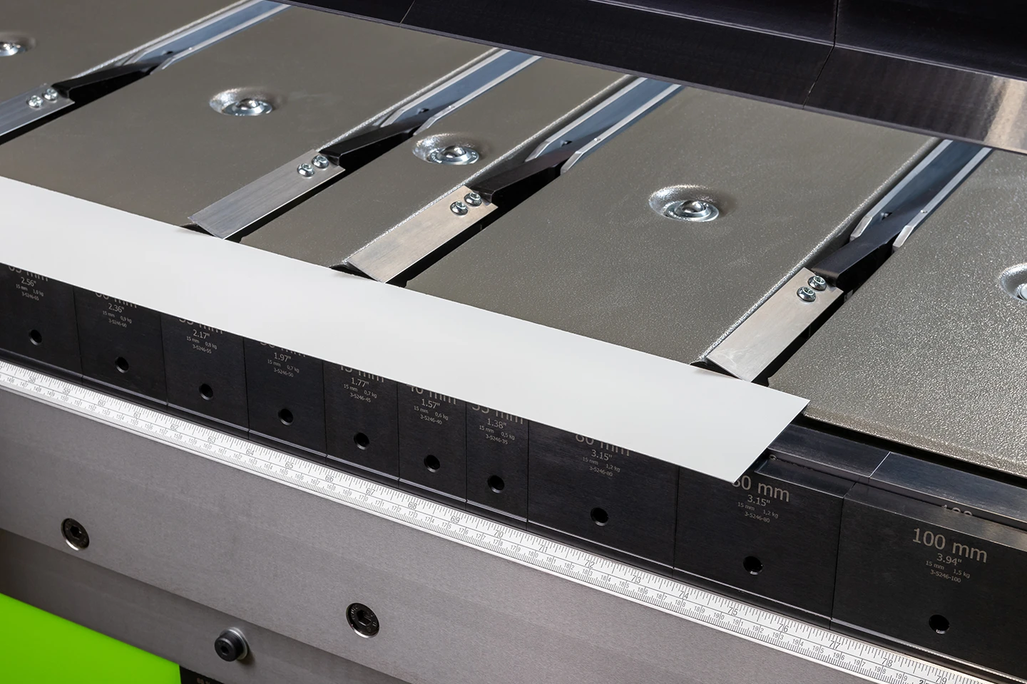 front fingers on a backgauge for cidan folding machine forma