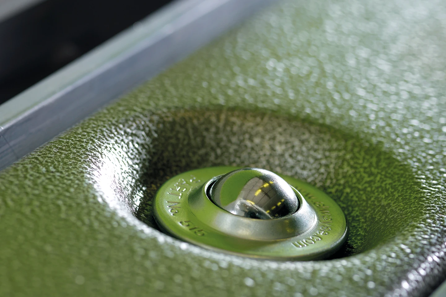 steel ball tranfers in the backgauge for a cidan folding machine